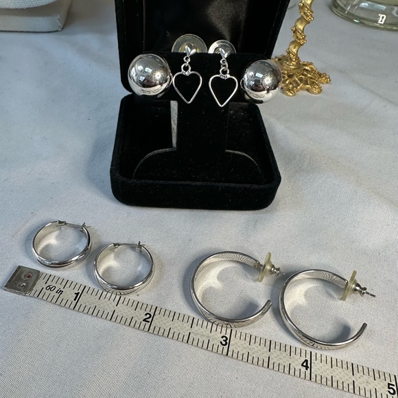 Vintage 70’s silvertone earring group Monet - Picture 4 of 5